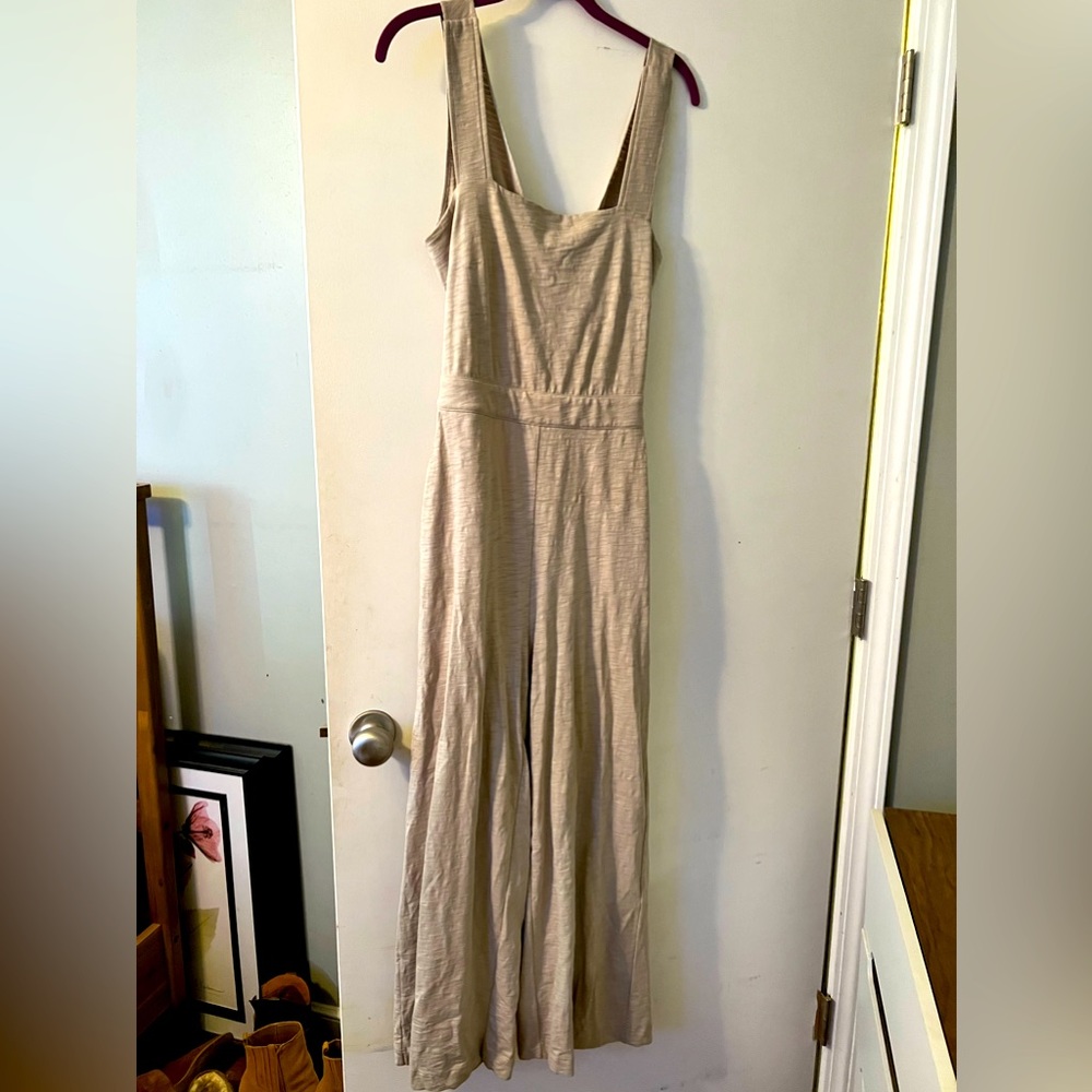 NWOT Leallo romper